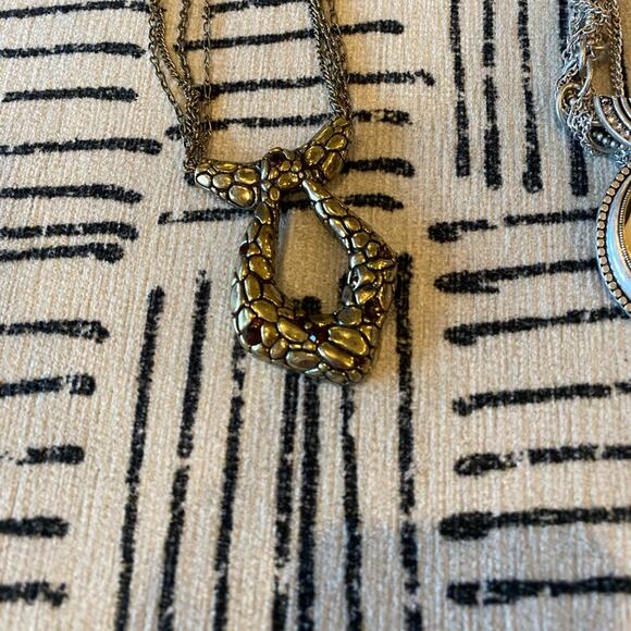 Set of Two Statement Necklaces - Picture 2 of 5